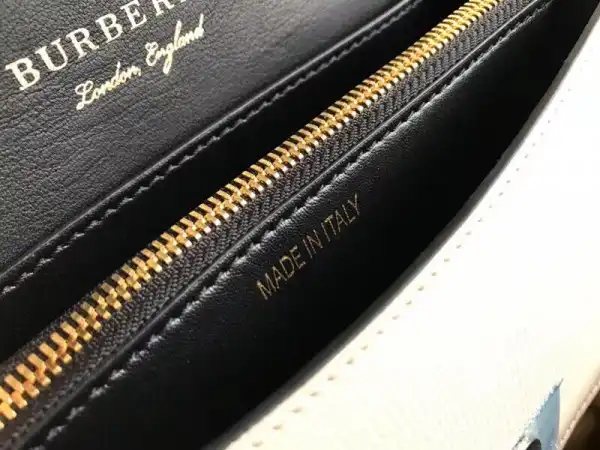 Cheap Burberry The Buckle 0122