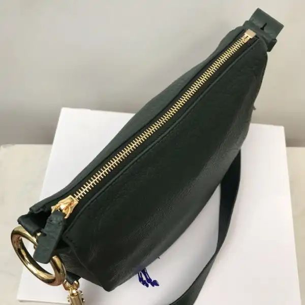 Cheap BURBERRY Small Knight Bag-24*8*23cm 0122