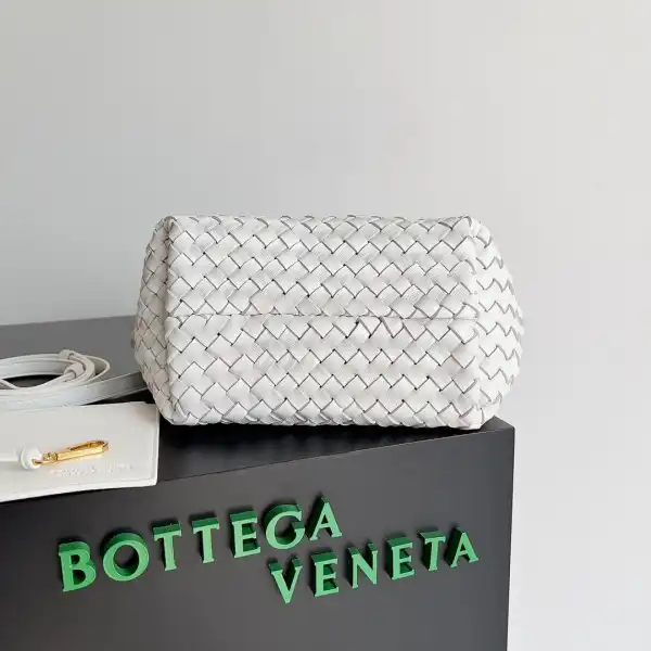 Cheap BOTTEGA VENETA MINI CABAT 0130