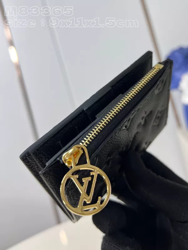 Cheap LOUIS VUITTON Lisa Wallet - 9*11.5*1.5CM 0117