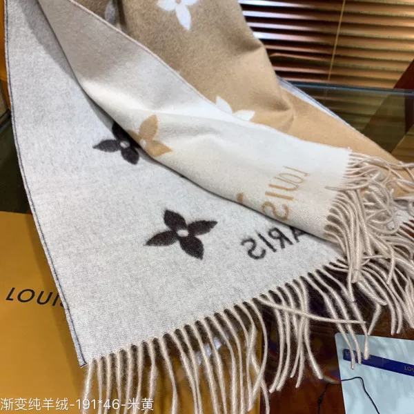 Affordable LOUIS VUITTON REYKJAVIK GRADIENT SCARF 0116