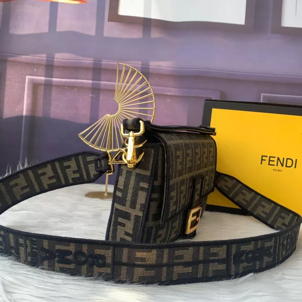 Affordable FENDI BAGUETTE -27-15-6cm 0119