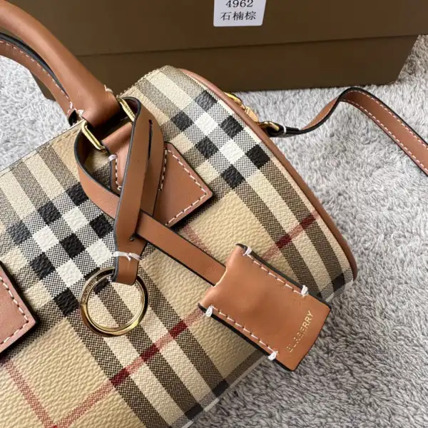 Cheap BURBERRY Mini Check Bowling Bag-18.5*11*12CM 0122