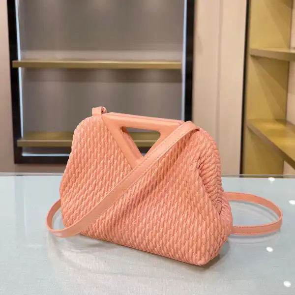 Affordable BOTTEGA VENETA POINT 0130