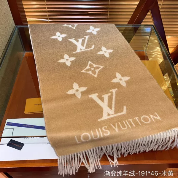 Affordable LOUIS VUITTON REYKJAVIK GRADIENT SCARF 0116