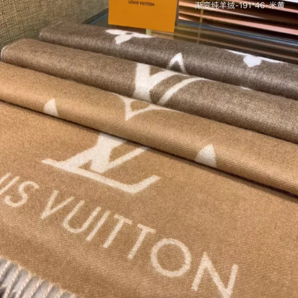 Affordable LOUIS VUITTON REYKJAVIK GRADIENT SCARF 0116