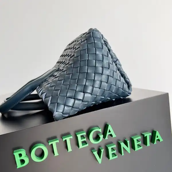 Cheap BOTTEGA VENETA MINI CABAT 0130