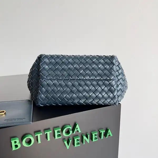 Cheap BOTTEGA VENETA MINI CABAT 0130