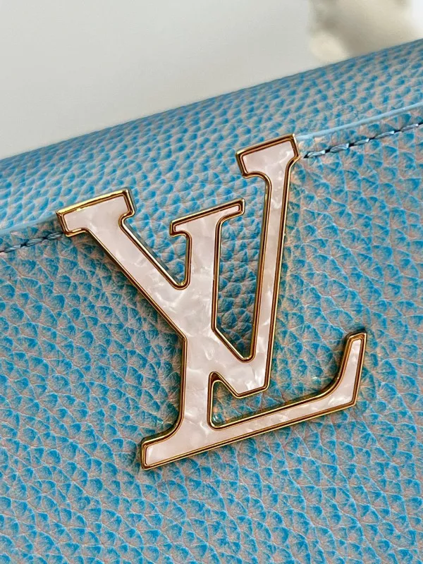 Affordable LOUIS VUITTON CAPUCINES BB 0117