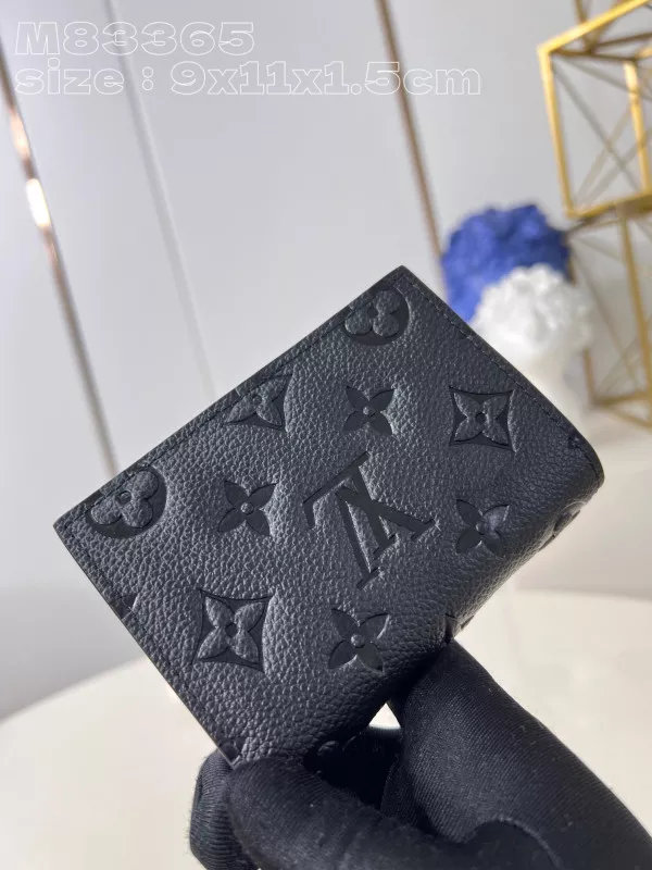 Cheap LOUIS VUITTON Lisa Wallet - 9*11.5*1.5CM 0117