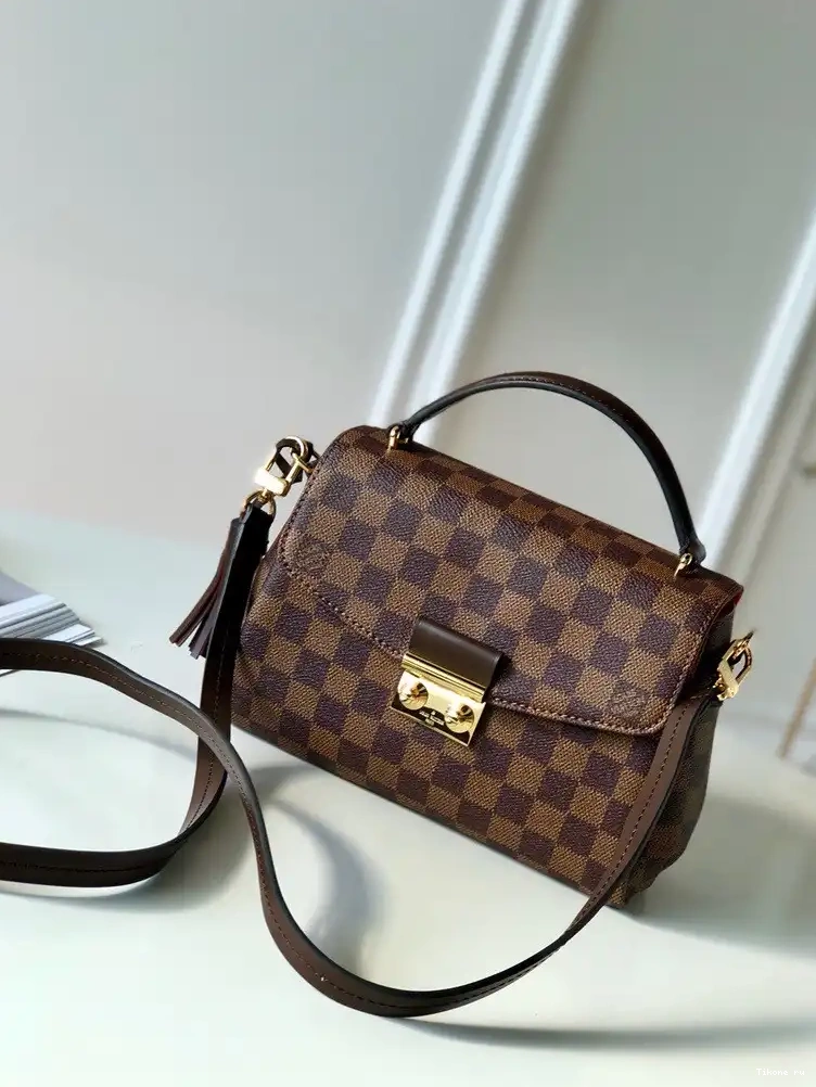 Affordable Vuitton Louis CROISETTE 0222