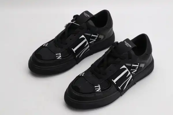 Cheap VALENTINO VL7N SNEAKER 0205