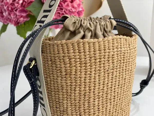 Cheap CHLOÉ small basket 0201