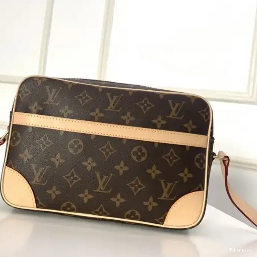 Affordable BAG MESSENGER VUITTON LOUIS 0210