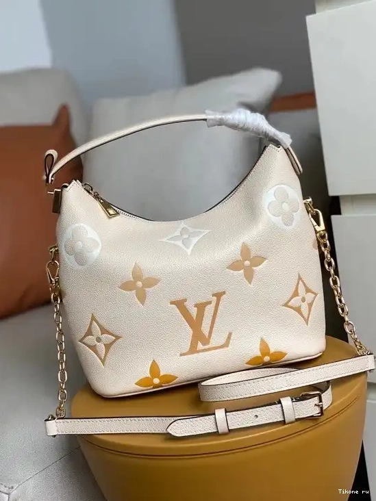 Affordable VUITTON MARSHMALLOW LOUIS 0219