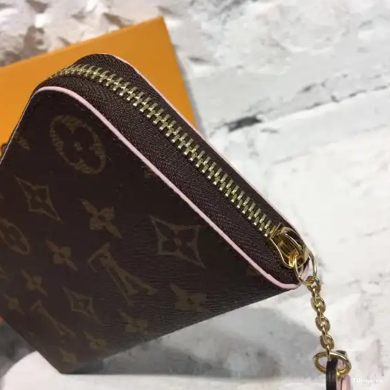 Affordable Louis Vuitton Wallet 0213