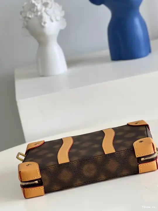 Affordable TRUNK VUITTON SOFT LOUIS 0226