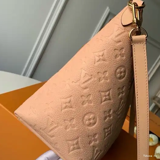 Affordable LOUIS TOTE V MM VUITTON 0208