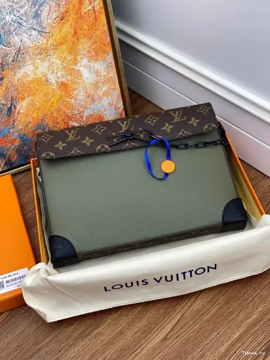 Cheap VUITTON POCHETTE LOUIS VOYAGE STEAMER 0211