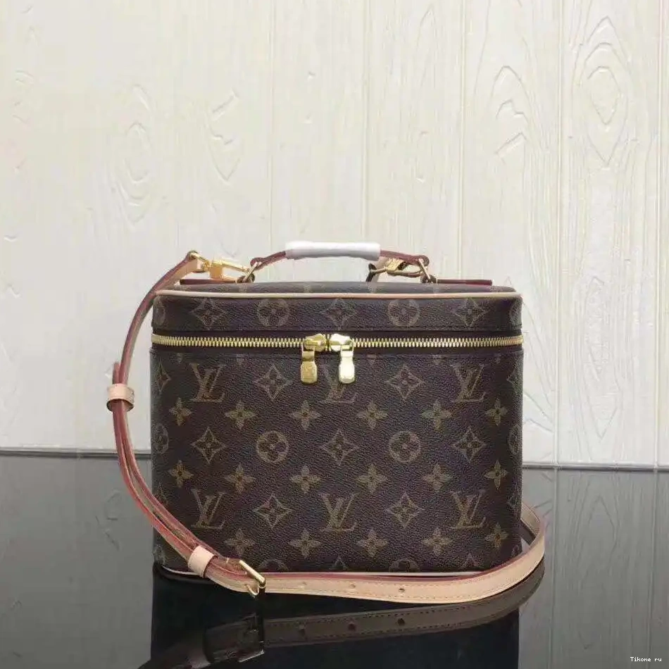 Affordable TOILETRY BAG LOUIS VUITTON 0216