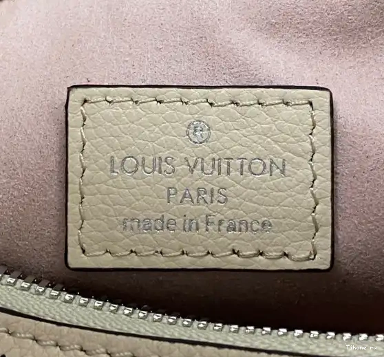 Affordable VUITTON LOUIS KNOT WHY PM 0224