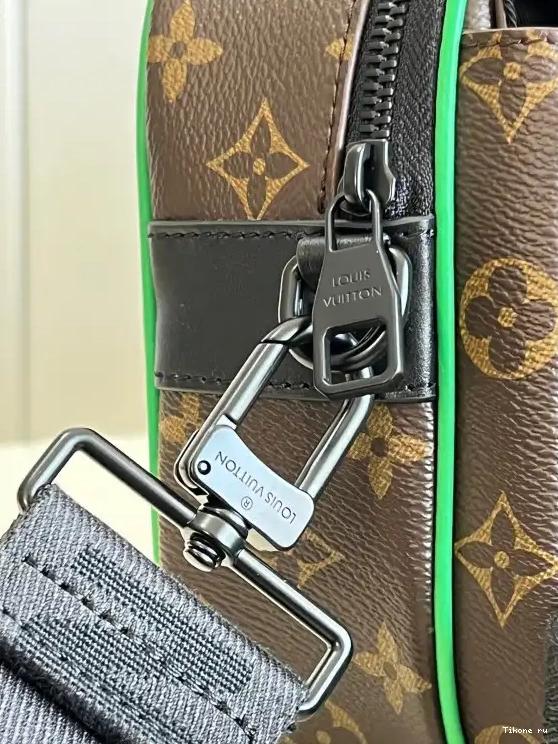 Affordable LOUIS LOCK VUITTON S MESSENGER 0218