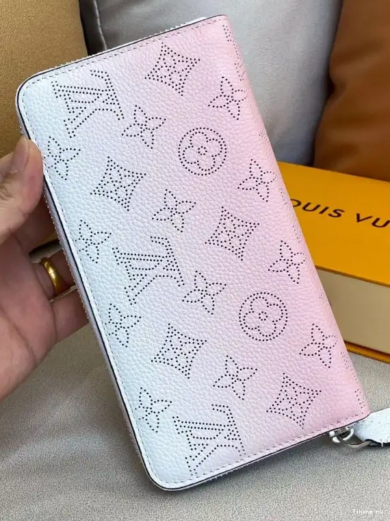 Affordable WALLET LOUIS VUITTON ZIPPY 0221