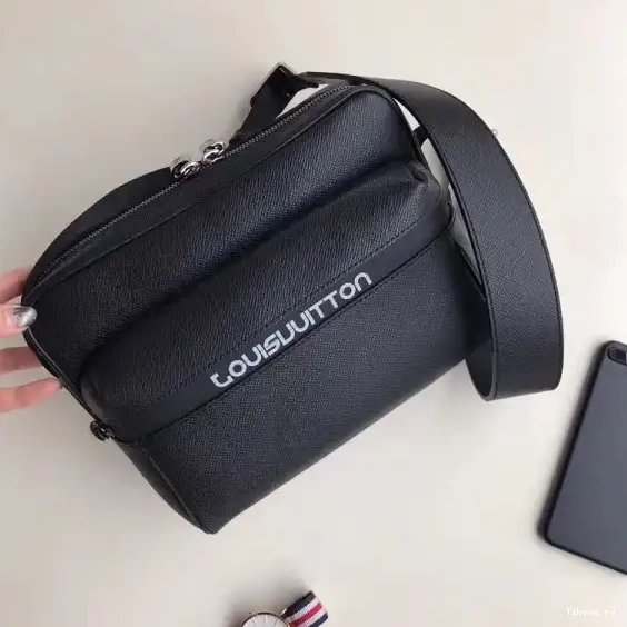 Affordable Messenger Louis Vuitton 0214