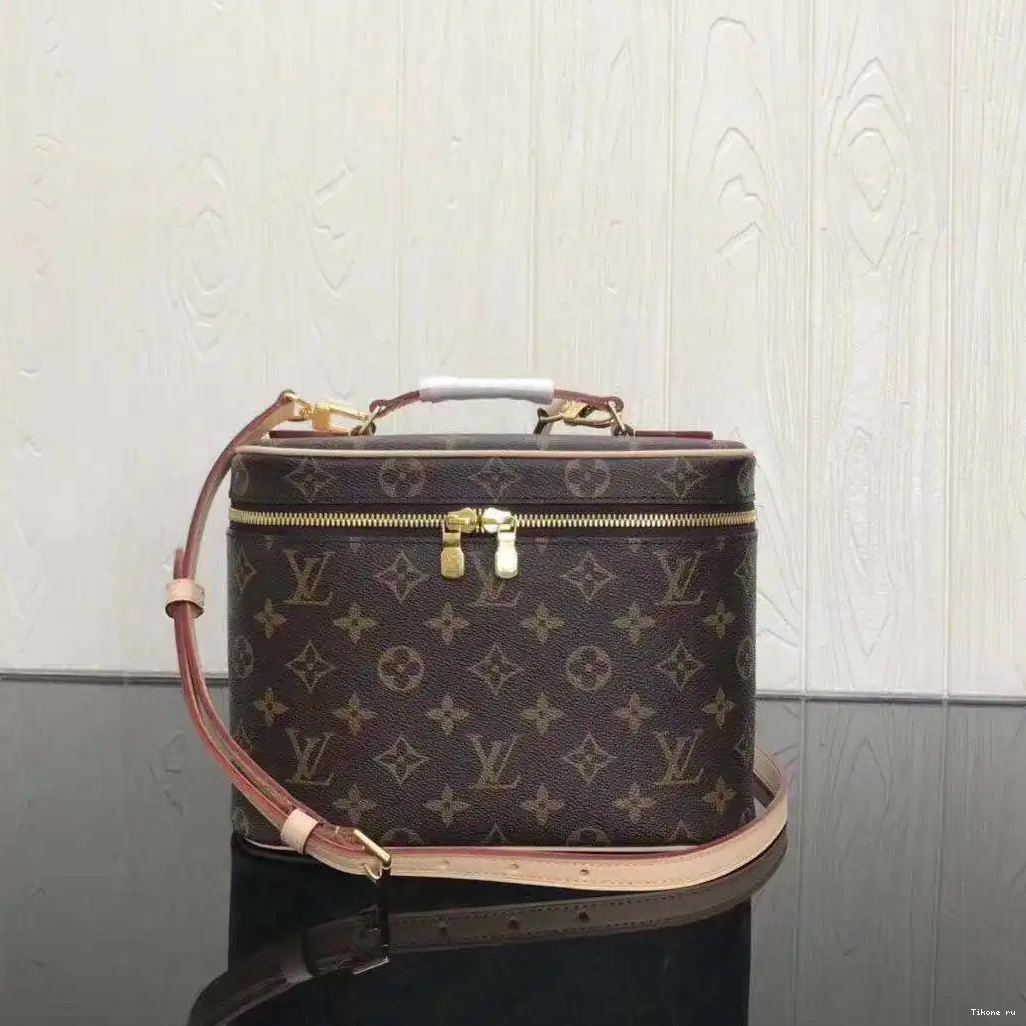 Affordable TOILETRY BAG LOUIS VUITTON 0216