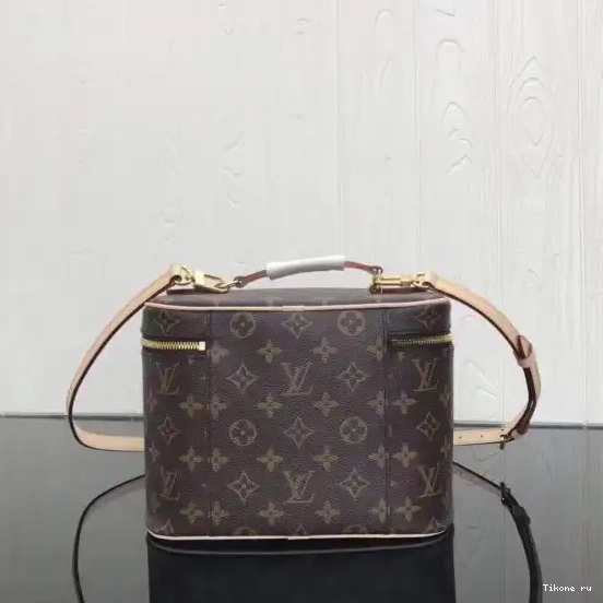 Affordable TOILETRY BAG LOUIS VUITTON 0216