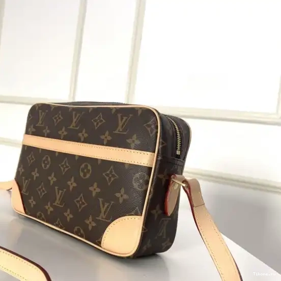 Affordable BAG MESSENGER VUITTON LOUIS 0210