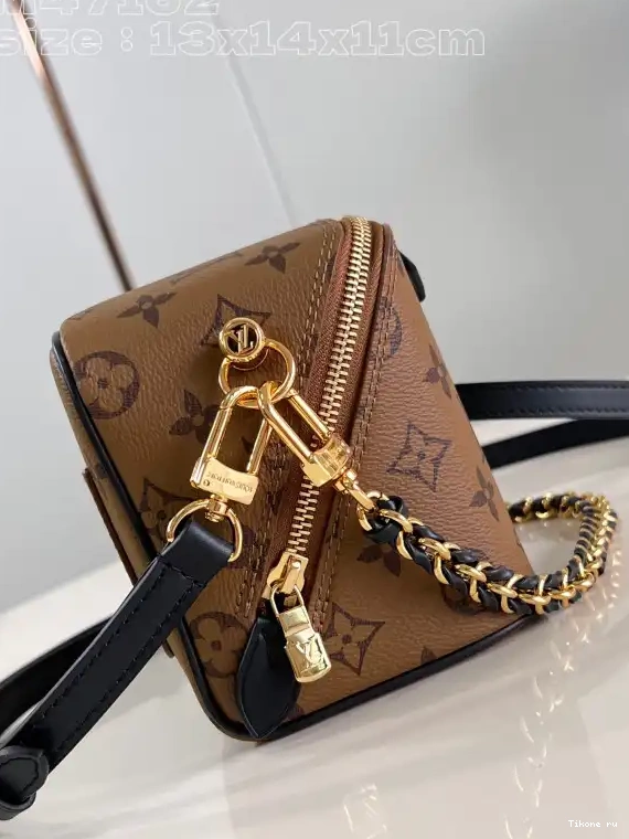 Cheap LOUIS In VUITTON Case-13*14*11.5CM Just 0219