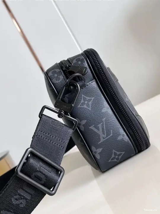 Affordable LOUIS VUITTON Nano Alpha-24*16*8 cm 0210