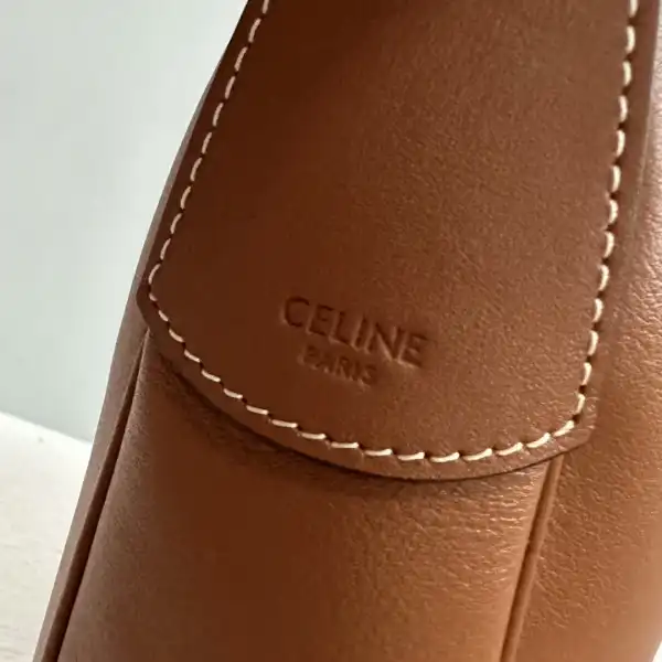 Cheap CELIN* HELOISE CUIR TRIOMPHE BAG IN SUPPLE CALFSKIN 0206