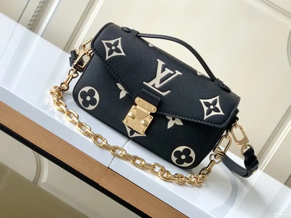 Cheap POCHETTE WEST LOUIS METIS VUITTON EAST 0221