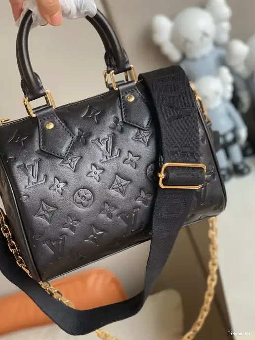 Affordable VUITTON LOUIS SPEEDY BANDOULIÈRE 22 0215