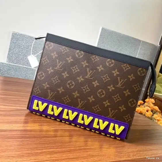 Affordable LOUIS VUITTON POCHETTE MM VOYAGE 0223