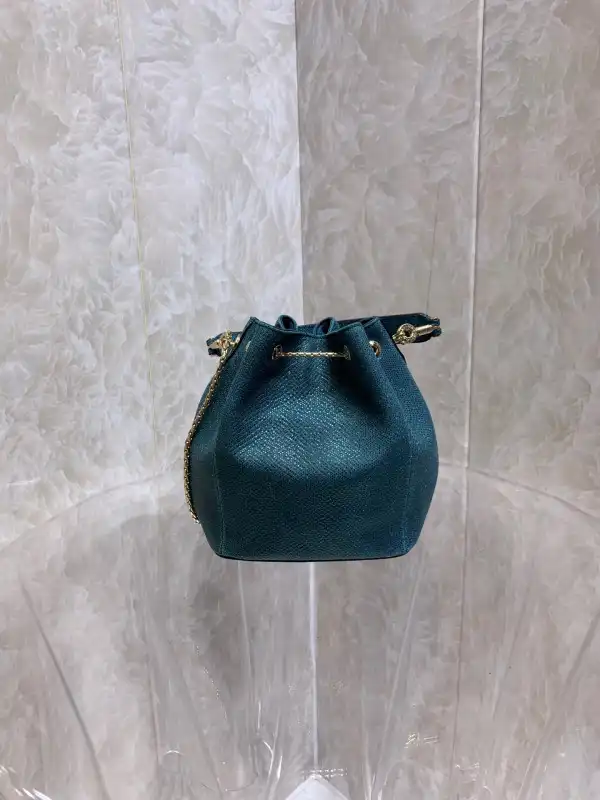 Affordable BVLGARI SERPENTI FOREVER BUCKET BAG 0204