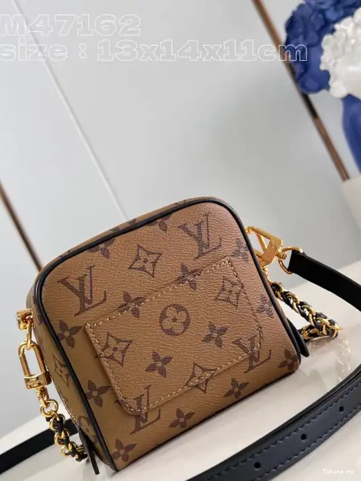 Cheap LOUIS In VUITTON Case-13*14*11.5CM Just 0219