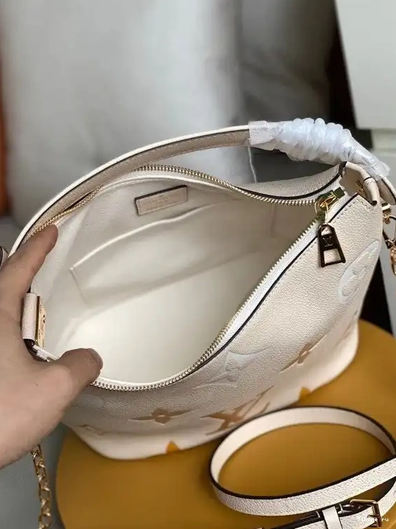 Affordable VUITTON MARSHMALLOW LOUIS 0219