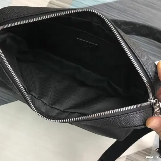 Cheap OUTDOOR MESSENGER VUITTON LOUIS 0213