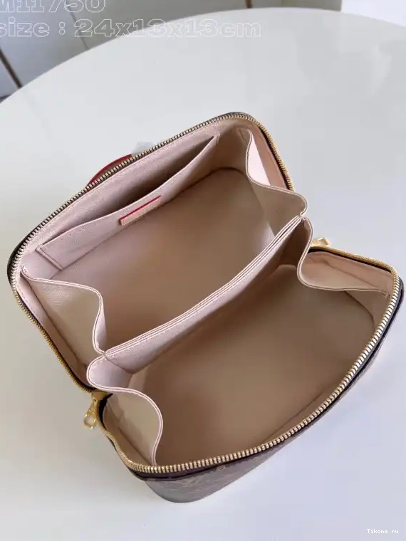 Affordable TOILETRY BAG-24*13*13CM LOUIS VUITTON 0222