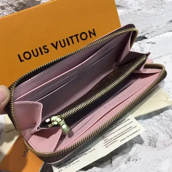 Affordable Louis Vuitton Wallet 0213