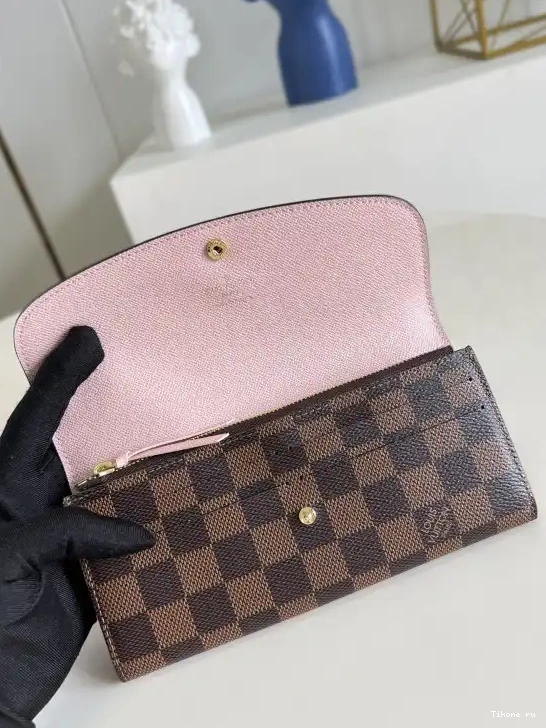 Affordable LOUIS VUITTON EMILIE wallet 0219