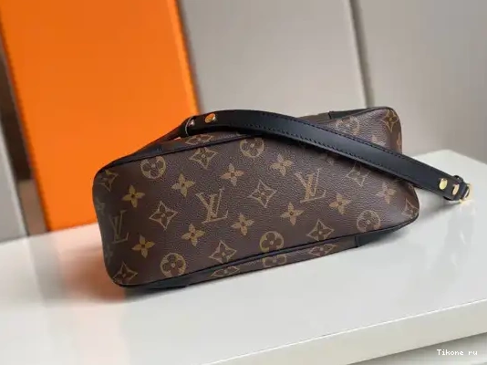 Cheap VUITTON ODEON LOUIS 0220