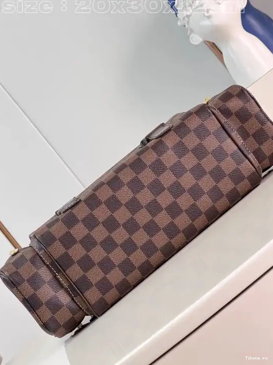 Affordable LOUIS camera bag-20*30*12CM VUITTON 0221