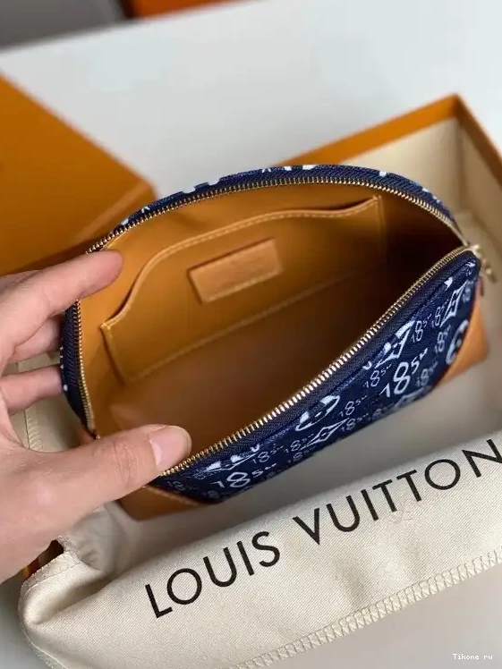 Affordable SINCE PM COSMETIC 1854 VUITTON LOUIS POUCH 0305