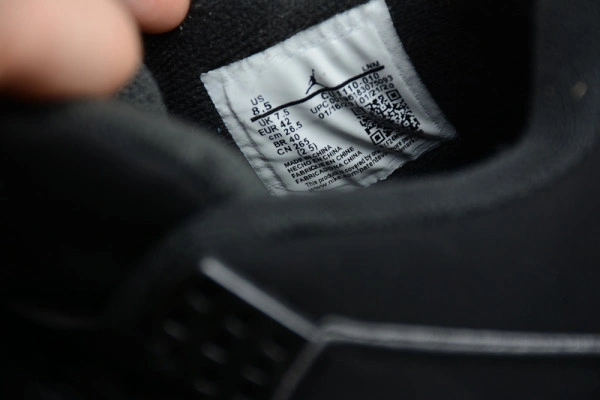 AIR JORDAN 4 RETRO BLACK CAT (2020) CU1110-010 CU1110-010